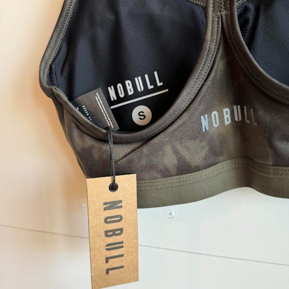 No Bull Tie-Dye Matte V-Neck Sports Bra - Army & Graphite / SMALL - Picture 4 of 4